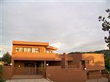 Limoni Luxury Suites