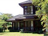 Naivasha Simba Loge