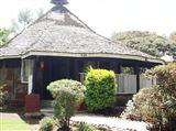Mt. Kenya Lion's Court Loge en Suites