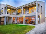 Modern Ferien House in Jeffreys Bay