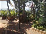 8 4th Avenue