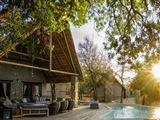 Leopard's Lair Bush Lodge