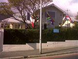 Swiss Cottage 